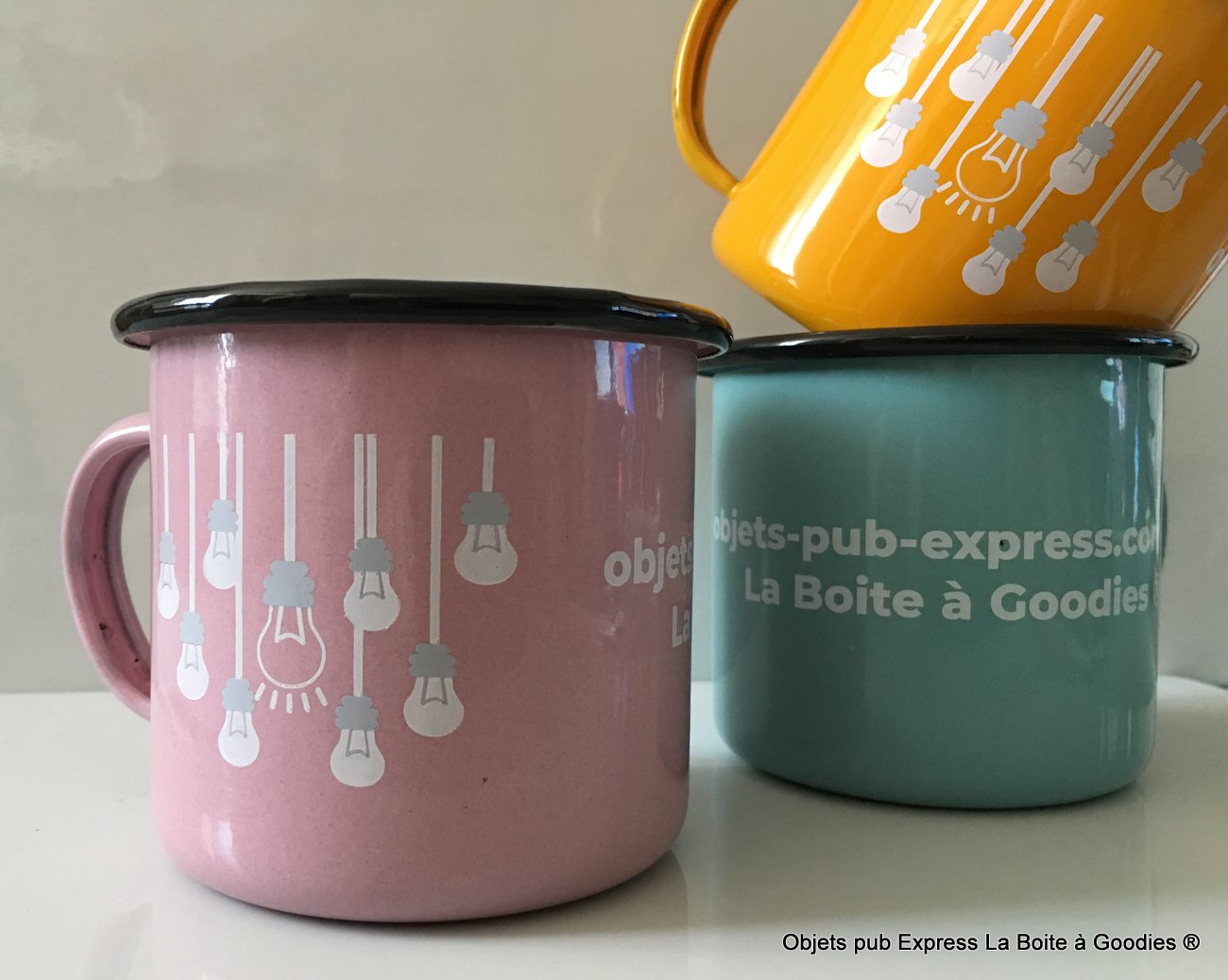 mug publicitaire émaillé  Original vintage couleur.JPG